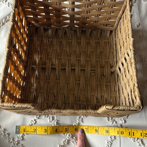 Wicker storage containers - Picture 8 of 9